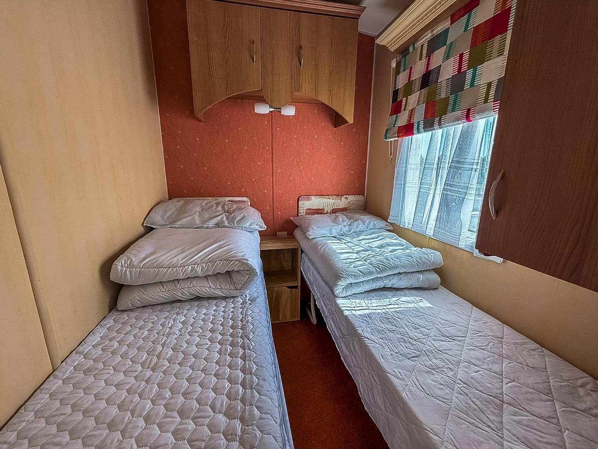 Superb Caravan By The Seaside In Kessingland, Suffolk Ref 90040Sg Benacre Eksteriør bilde